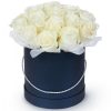 Фото товара 21 белая роза в шляпной коробке в Запорожье
