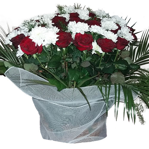 Фото товара Корзина "Цветы и вуаль" в Запорожье