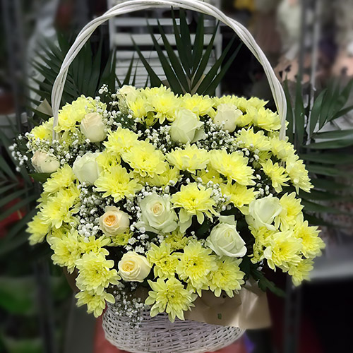Фото товара Корзина "Жёлтые хризантемы и розы"" в Запорожье