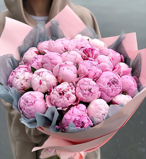 Фото товара 25 розовых пионов в Запорожье